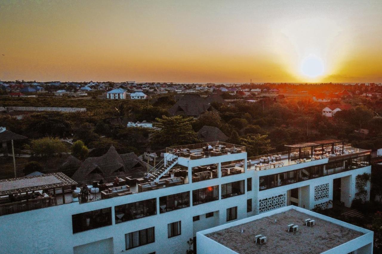 Hotel Nungwi Dreams By Mantis Zewnętrze zdjęcie Sunset over the city