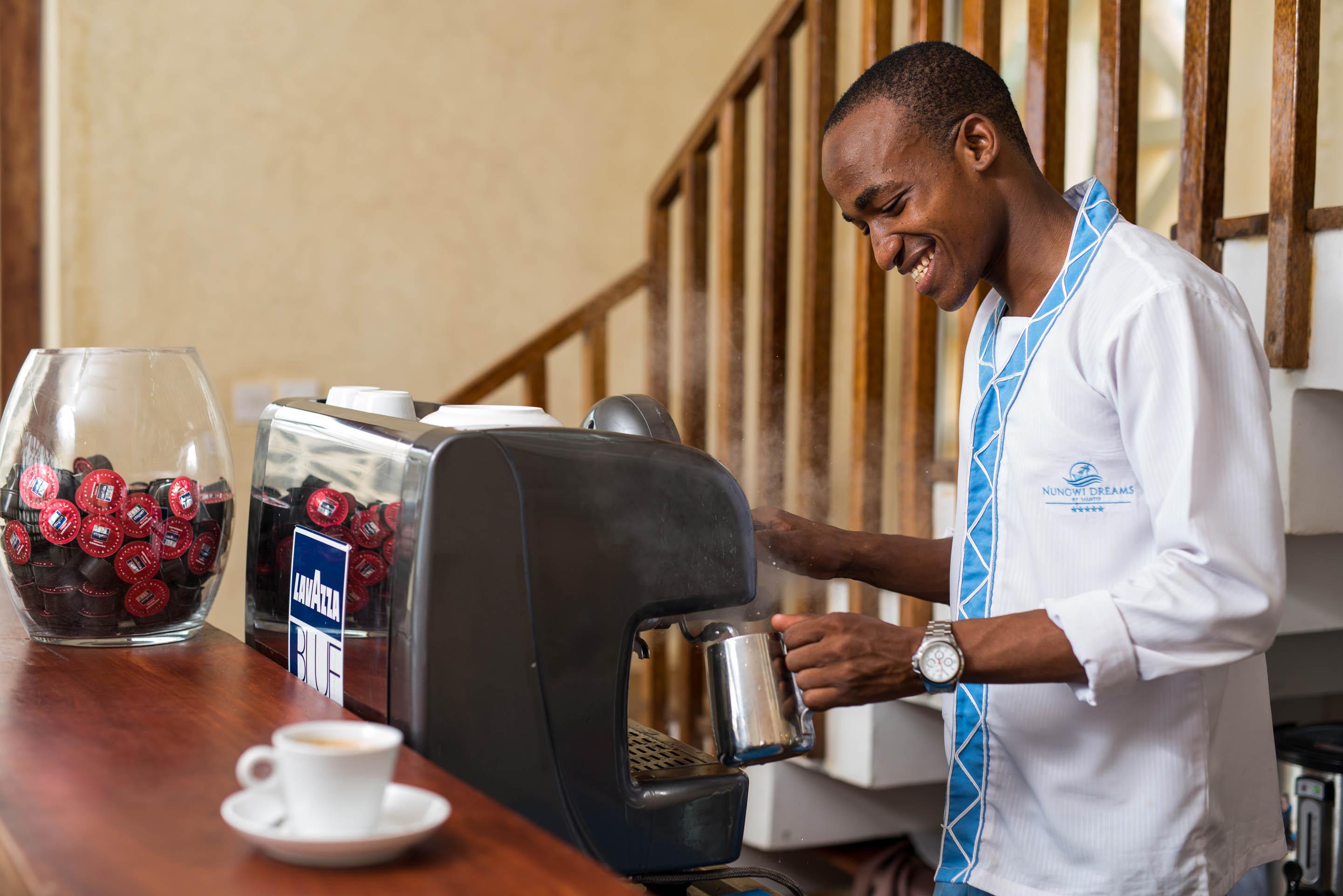 Hotel Nungwi Dreams By Mantis Zewnętrze zdjęcie A barista in Nairobi, Kenya